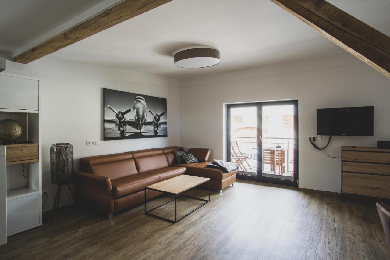 Modernes Loft Vor Den Toren Des Chiemgaus Tacherting Exterior photo