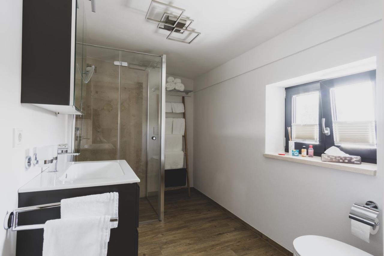 Modernes Loft Vor Den Toren Des Chiemgaus Tacherting Exterior photo